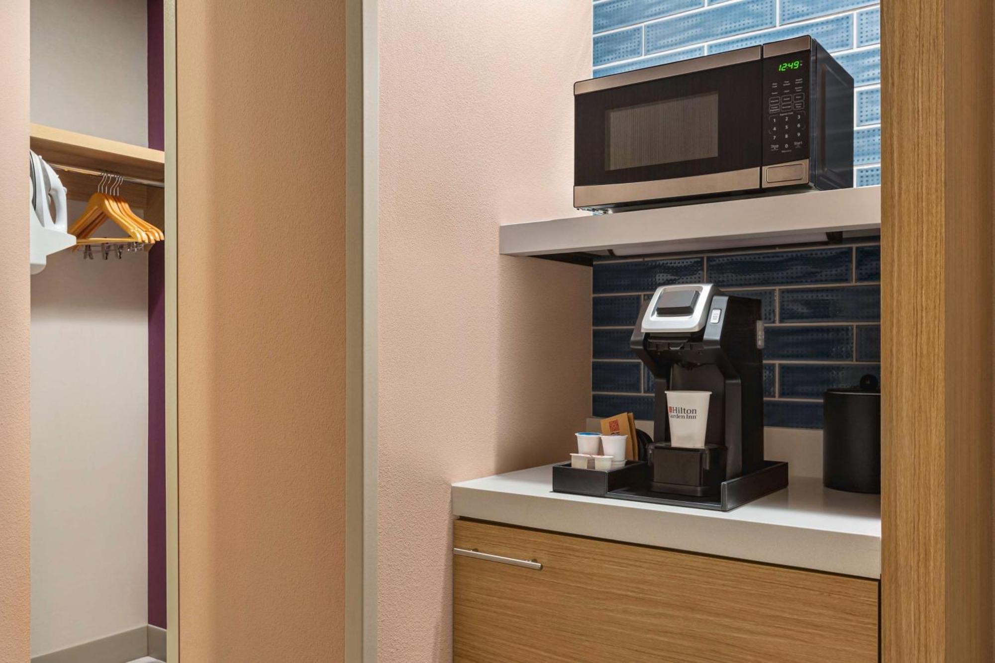 Hilton Garden Inn Nashville West End Avenue Екстериор снимка