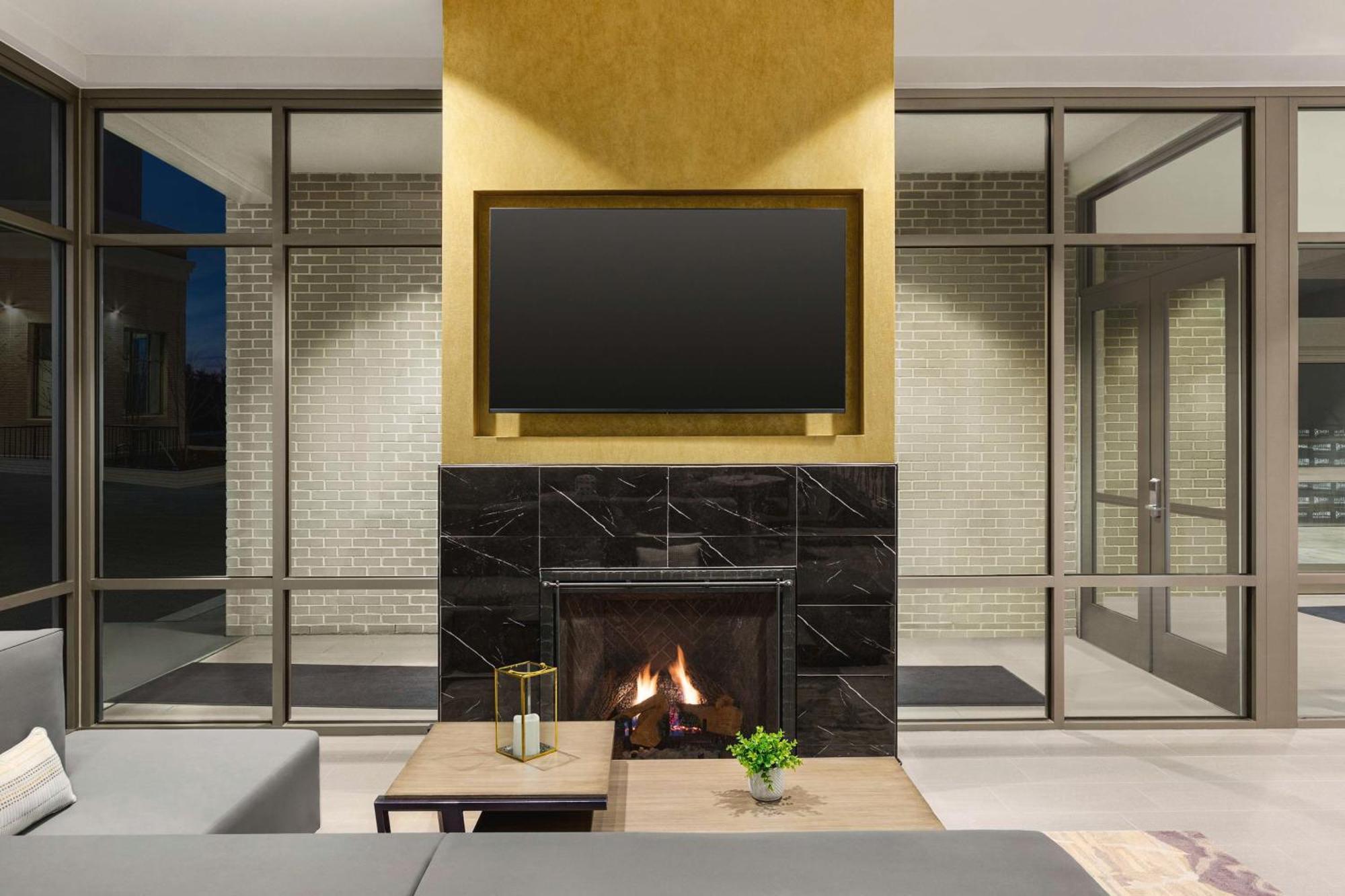 Hilton Garden Inn Nashville West End Avenue Екстериор снимка