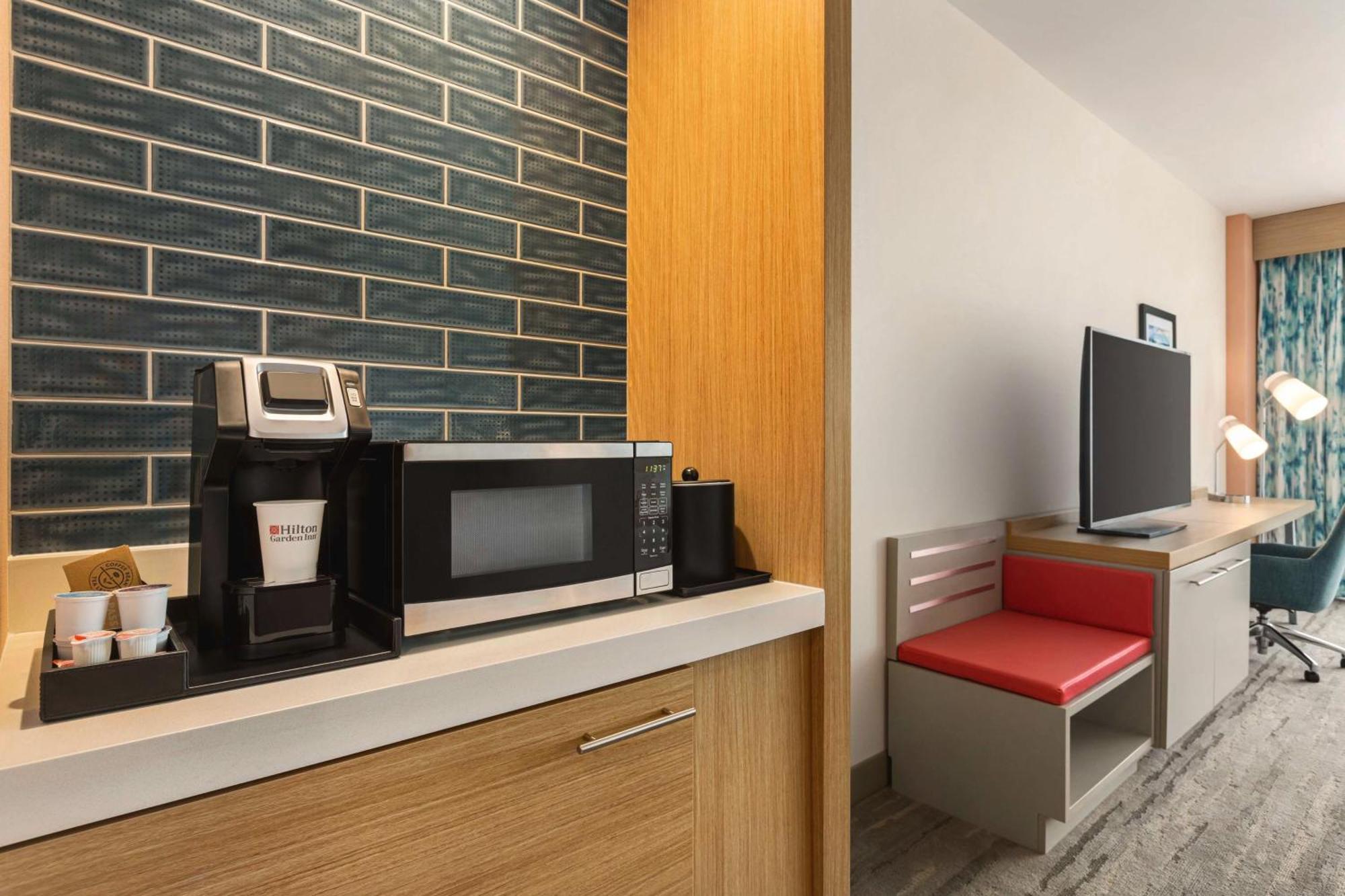 Hilton Garden Inn Nashville West End Avenue Екстериор снимка